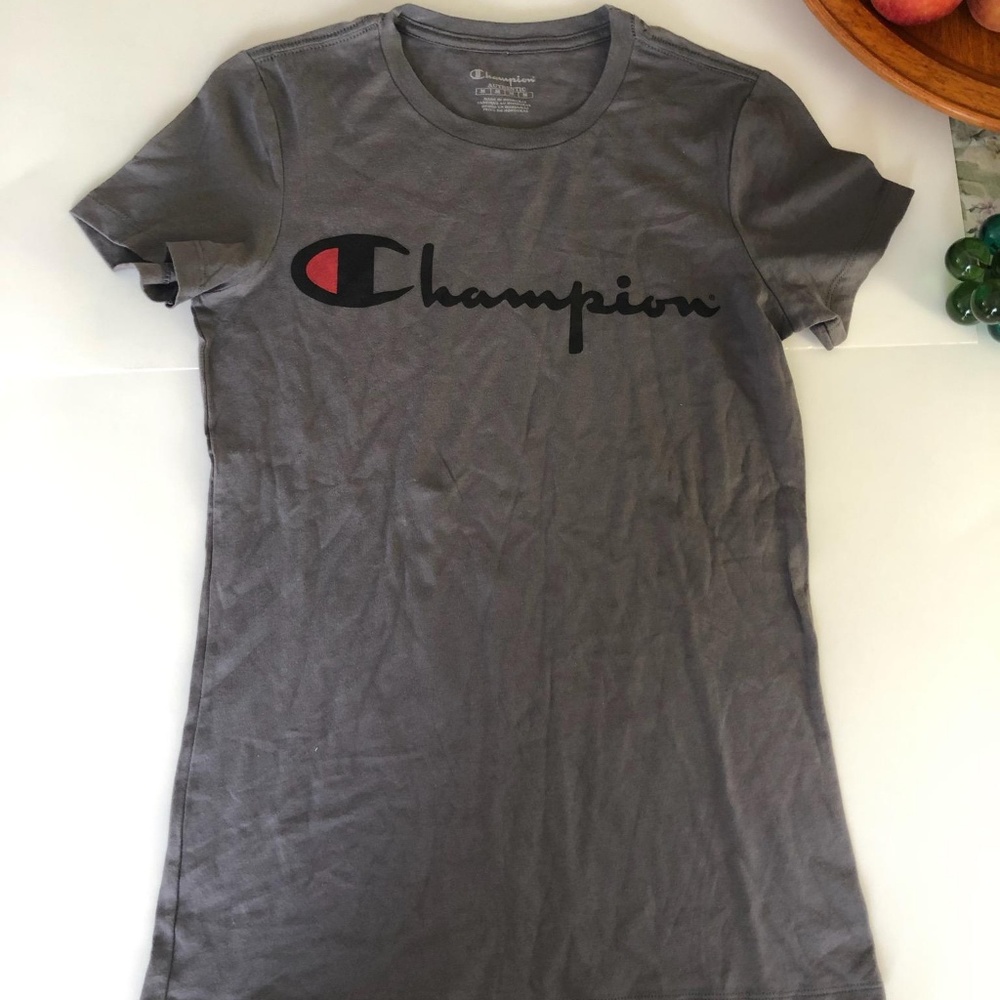 Champion T-Shirt